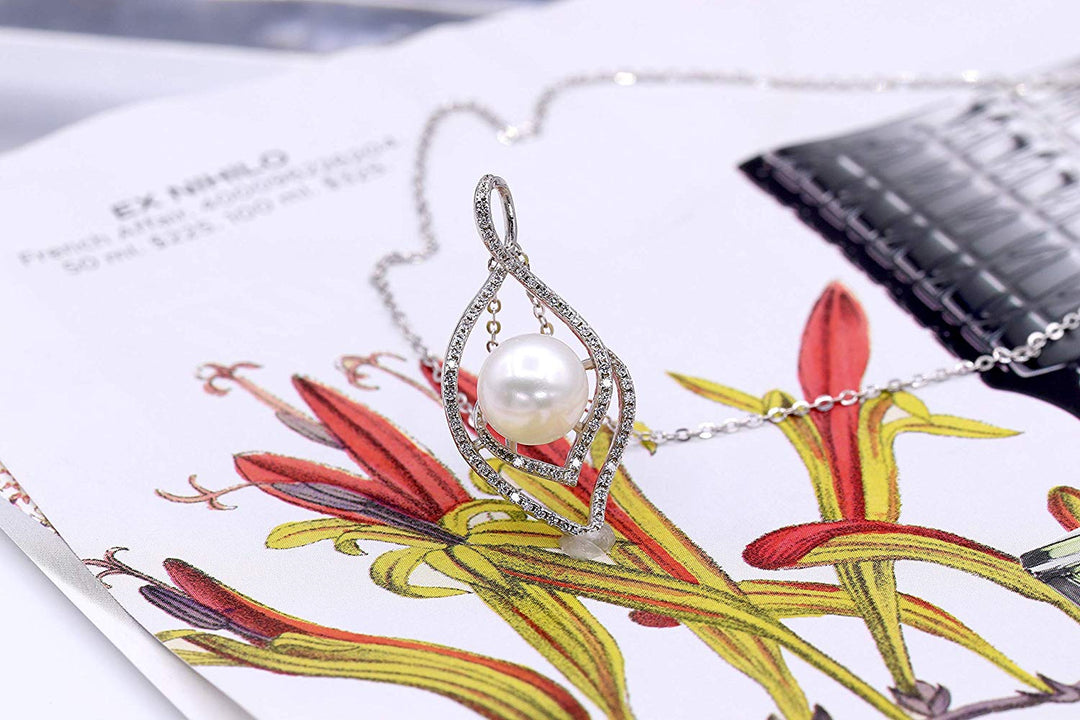 Lucky Peacock Genuine Pearl Necklace