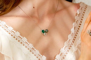 CHAULRI Tahitian Black Pearl Natural Prasiolite Light Green Amethyst Quartz Simulated Emerald Ombre Gemstone Pendant Necklace