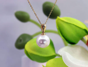 Solid Gold Genuine White Pearl Pendant Necklace