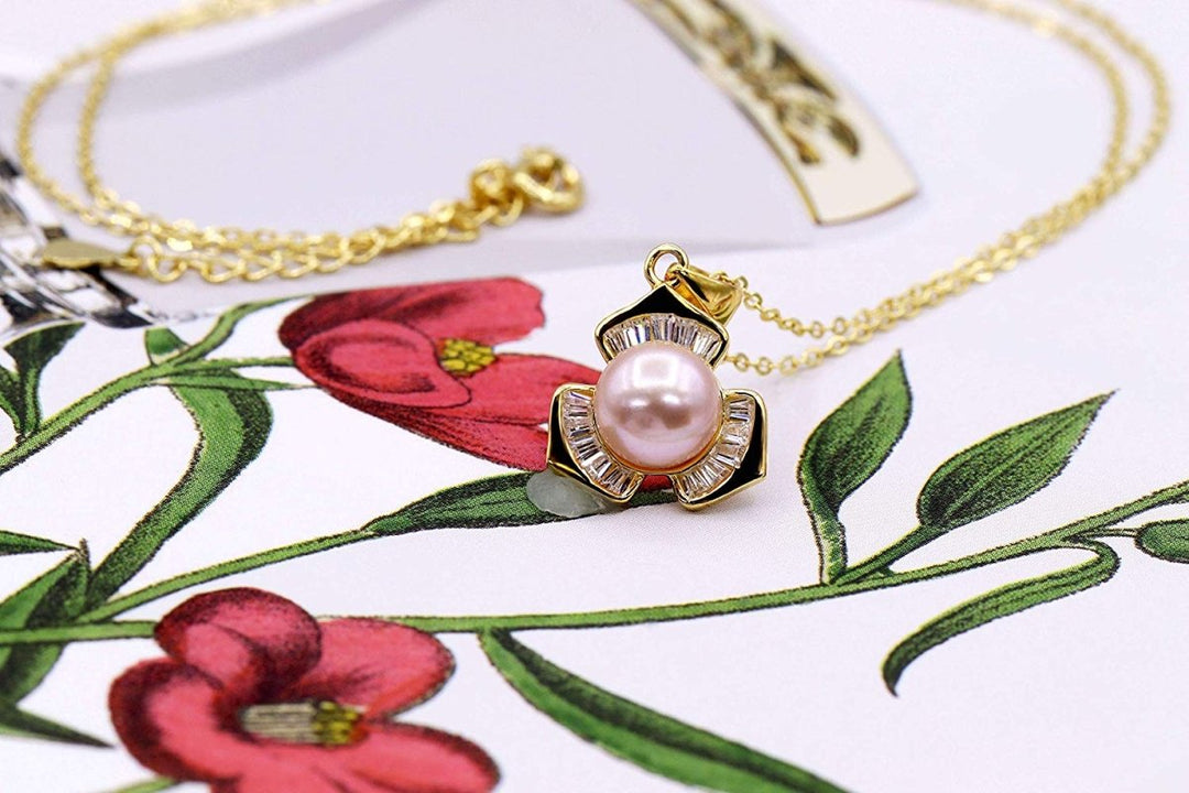 Lucky Three - Petal Flower Pearl Pendant Necklace - CHAULRI